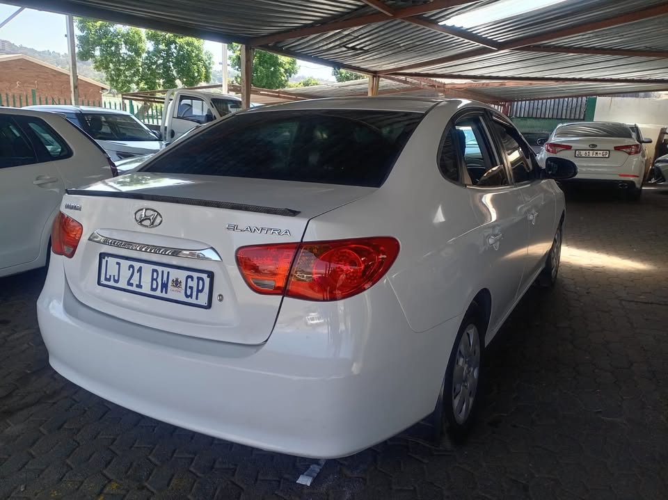 Used 2012 Hyundai Elantra 1.6 Premium - Omega EL Auto