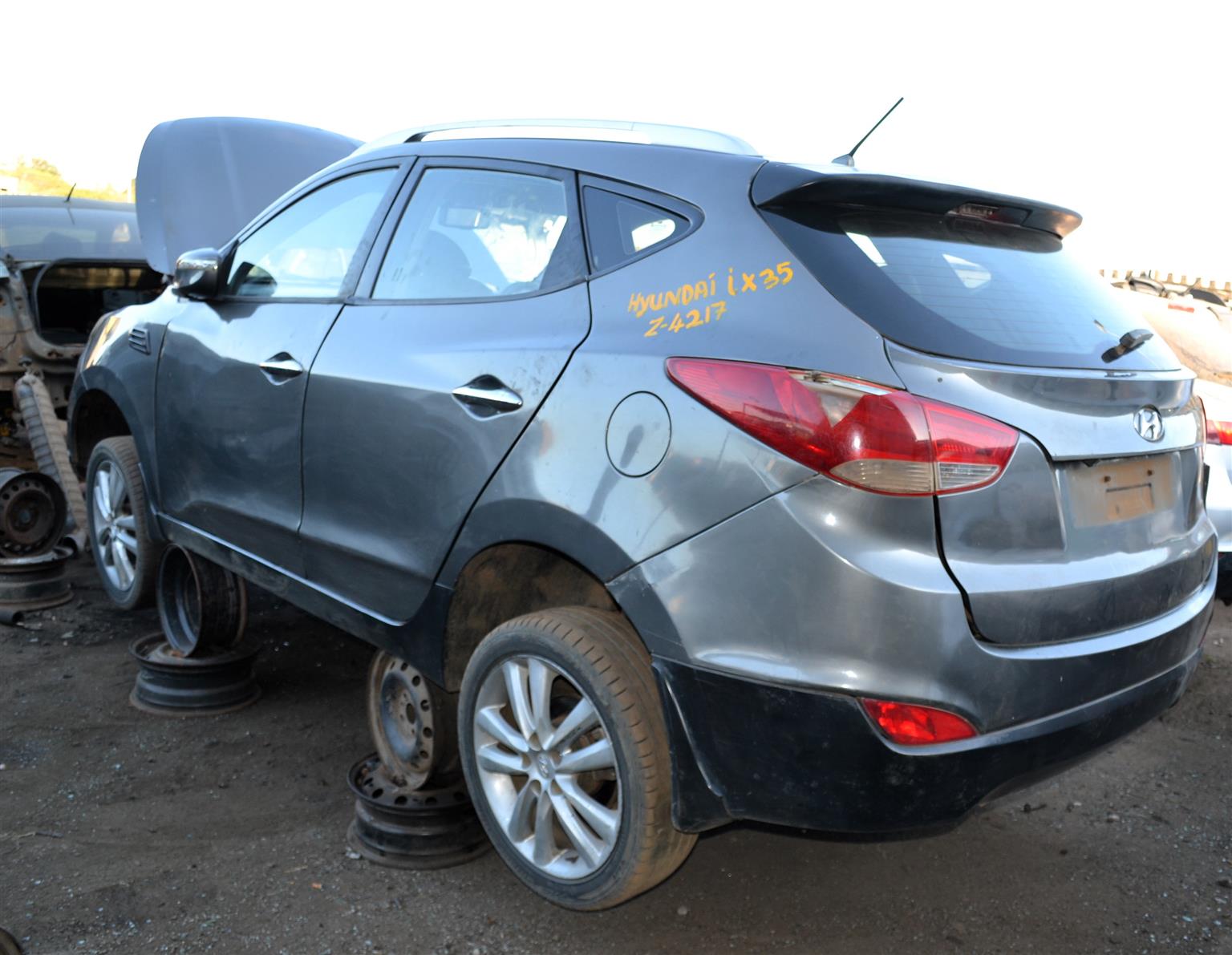 2011 Hyundai ix35 2.0L - Stripping for Spares