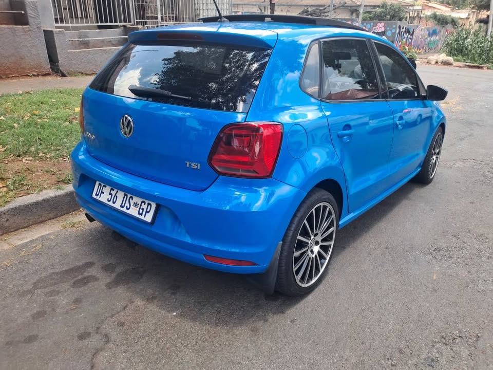 VW polo Tsi 1.2 Highline 2014 for sale