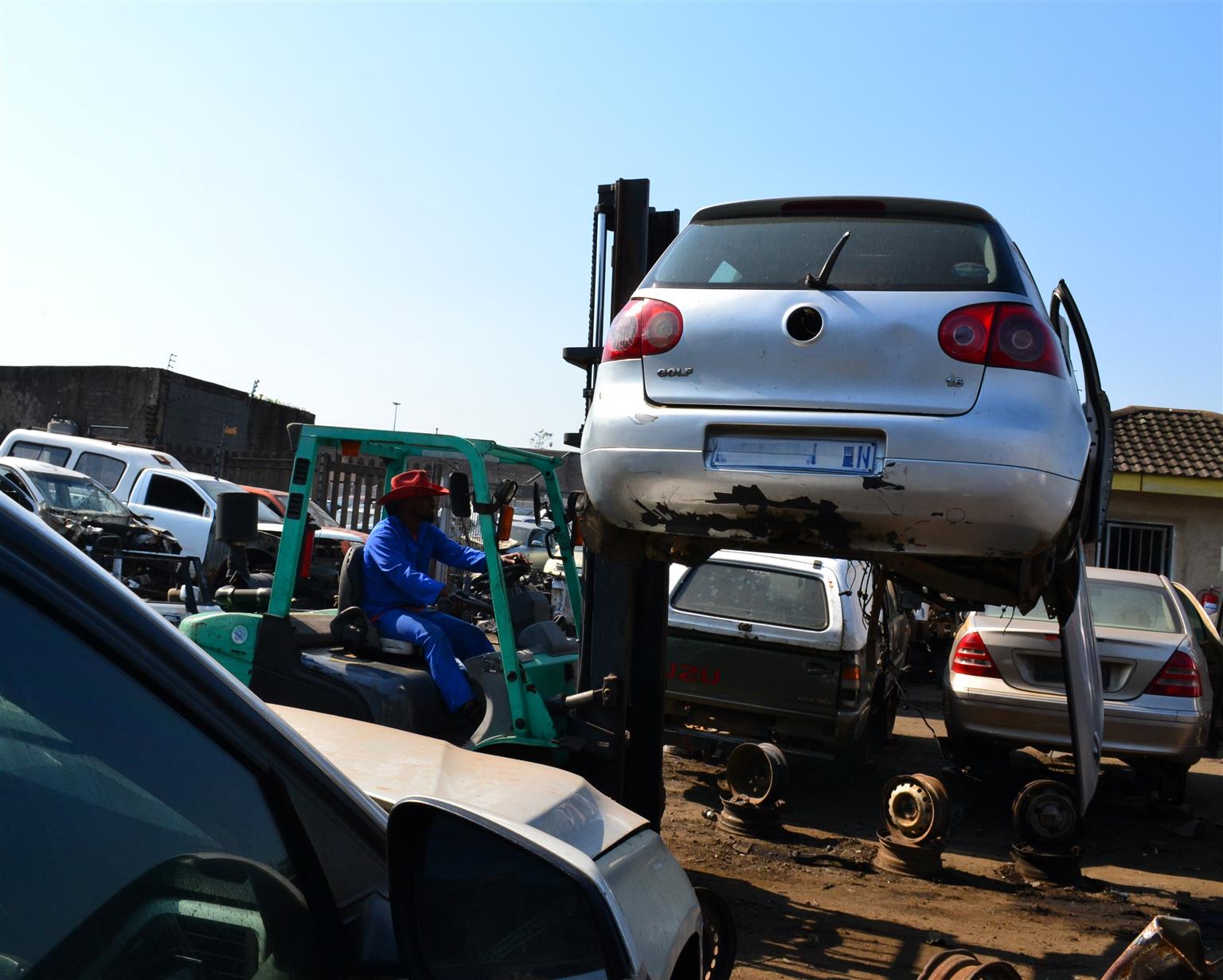 2012 BMW 320i F30 - Stripping for Spares