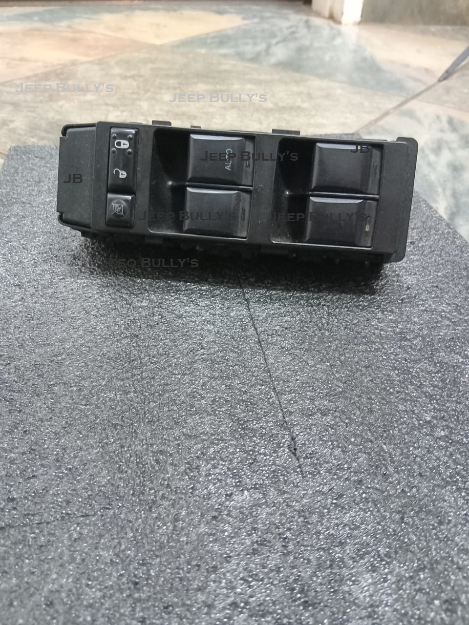 Dodge Caliber / Jeep Compass | Brand New | Window Switches Available - Private Seller Dodge Caliber / Jeep Compass | Brand New | Window Switches Available - Private Seller