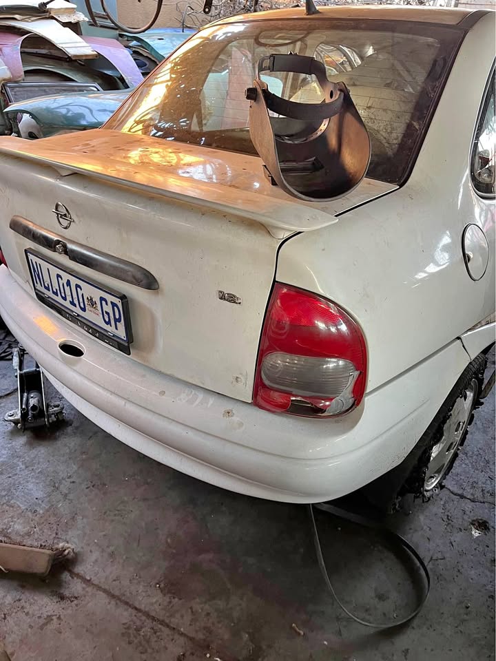 Opel corsa b sedan stripping for parts - Private Seller