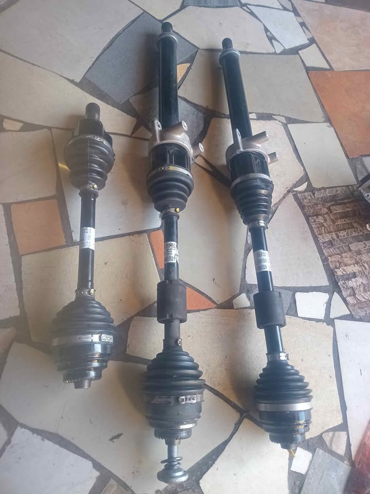Bmw f40 drive shafts and country man F60 - Private Seller Bmw f40 drive shafts and country man F60 - Private Seller