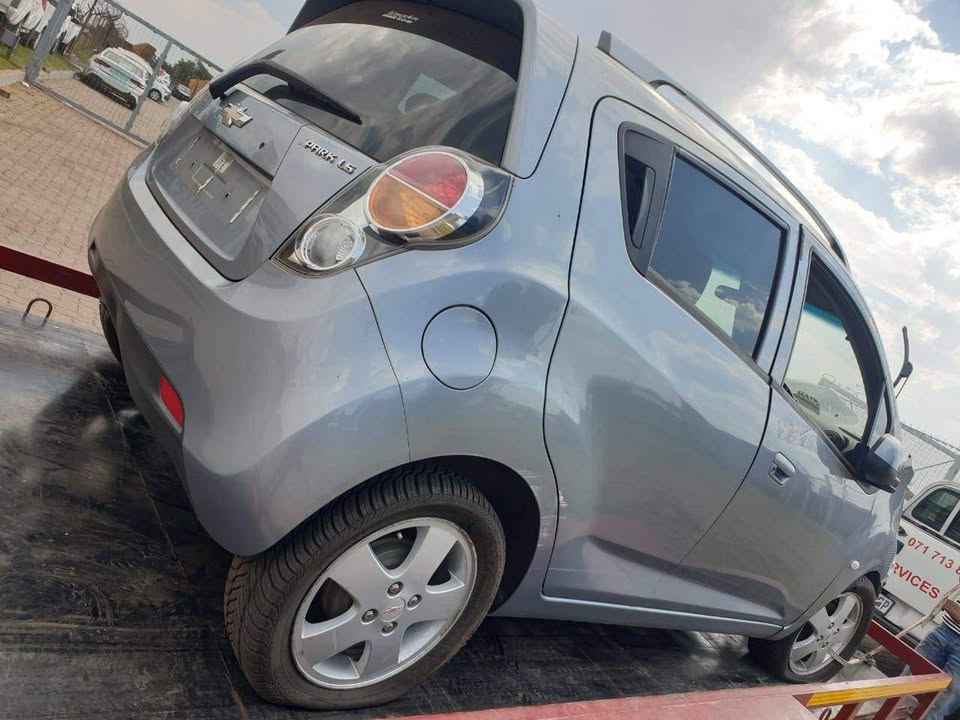 2016 Chevrolet spark striping for spares - Private Seller
