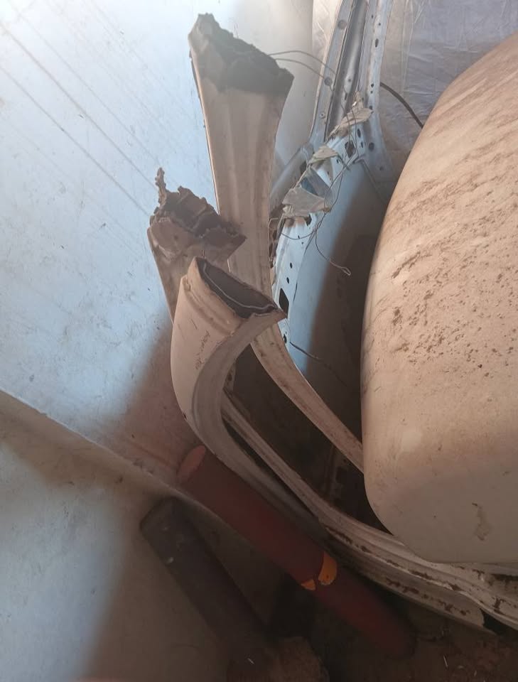 2004 Toyota Hilux Single Cab Roof For Sale - Private Seller 2004 Toyota Hilux Single Cab Roof For Sale - Private Seller