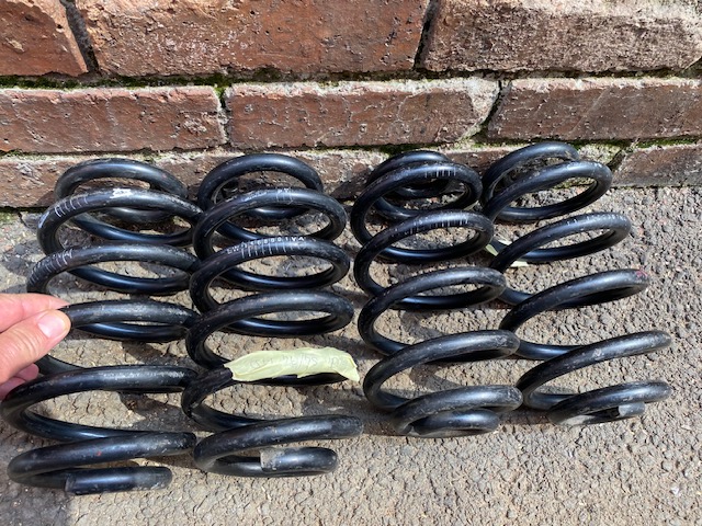 Audi S4 Quattro Coil Springs A4 (HD) 30 mm - Private Seller Audi S4 Quattro Coil Springs A4 (HD) 30 mm - Private Seller