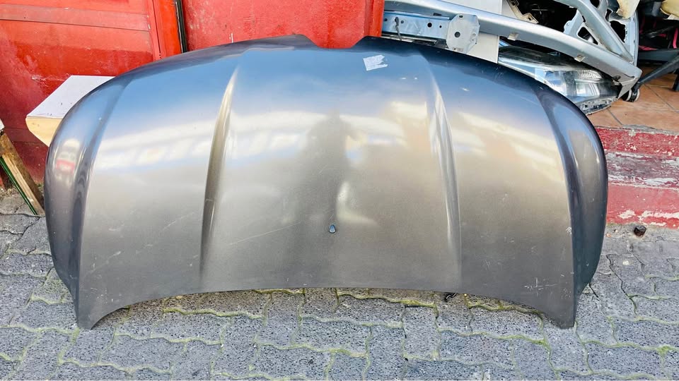 Renault Triber bonnet - Private Seller Renault Triber bonnet - Private Seller