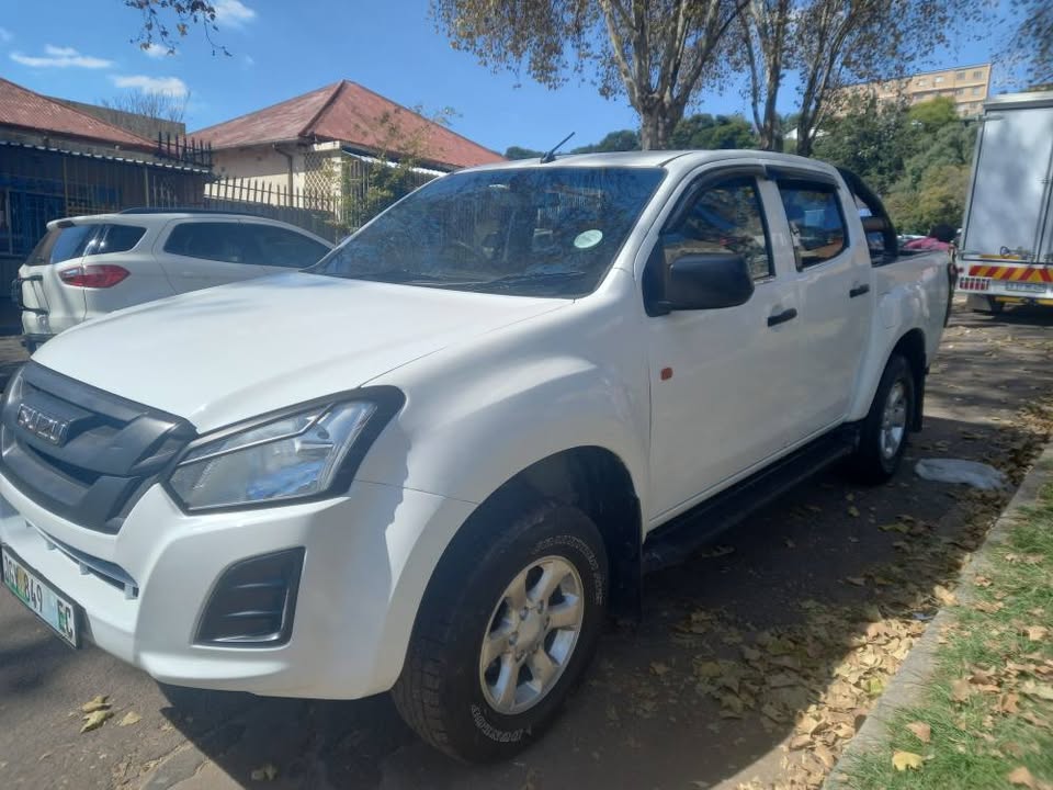 2019 ISUZU KB250 DMAX DOUBLE CAB DIESEL, MANUAL, WHITE,