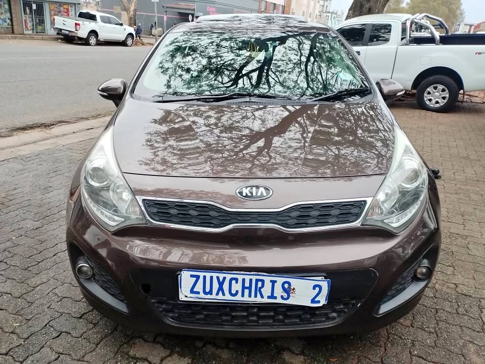2015 KIA RIO 1.4TEC MANUAL 2015 KIA RIO 1.4TEC MANUAL