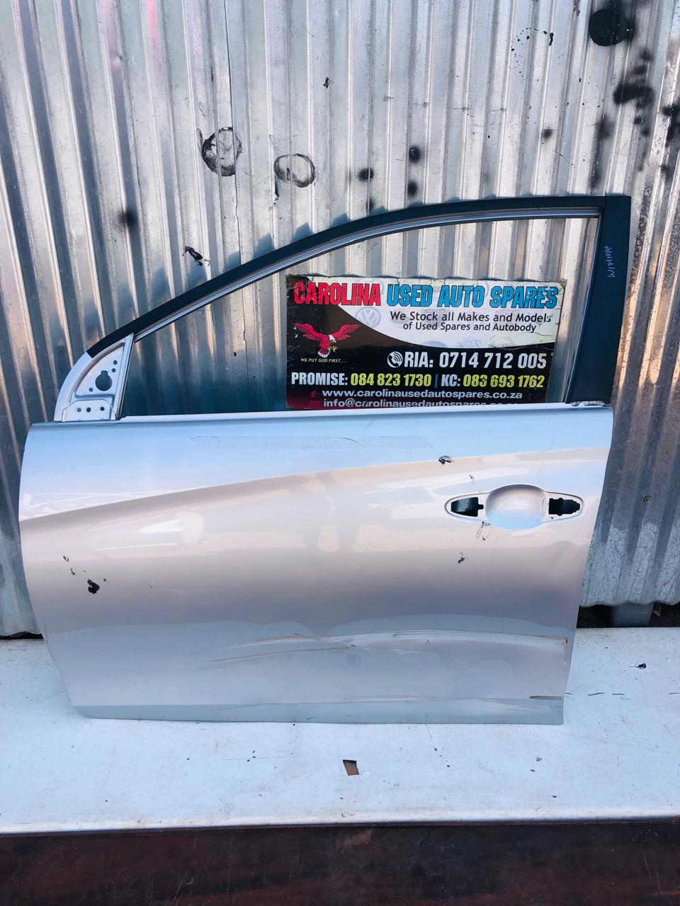 Toyota Yaris left front door - Private Seller Toyota Yaris left front door - Private Seller
