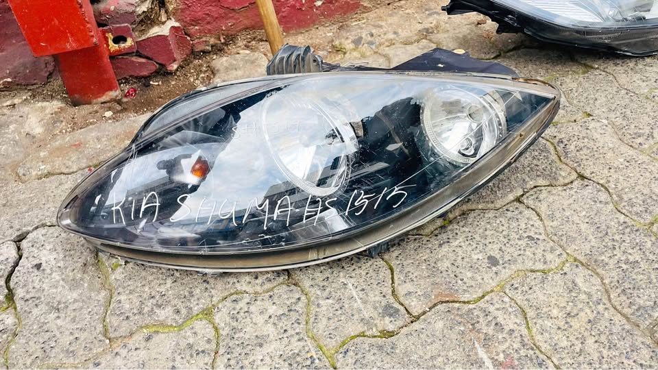 KIA SHUMA headlight SEAT Altea headlight - Private Seller KIA SHUMA headlight SEAT Altea headlight - Private Seller