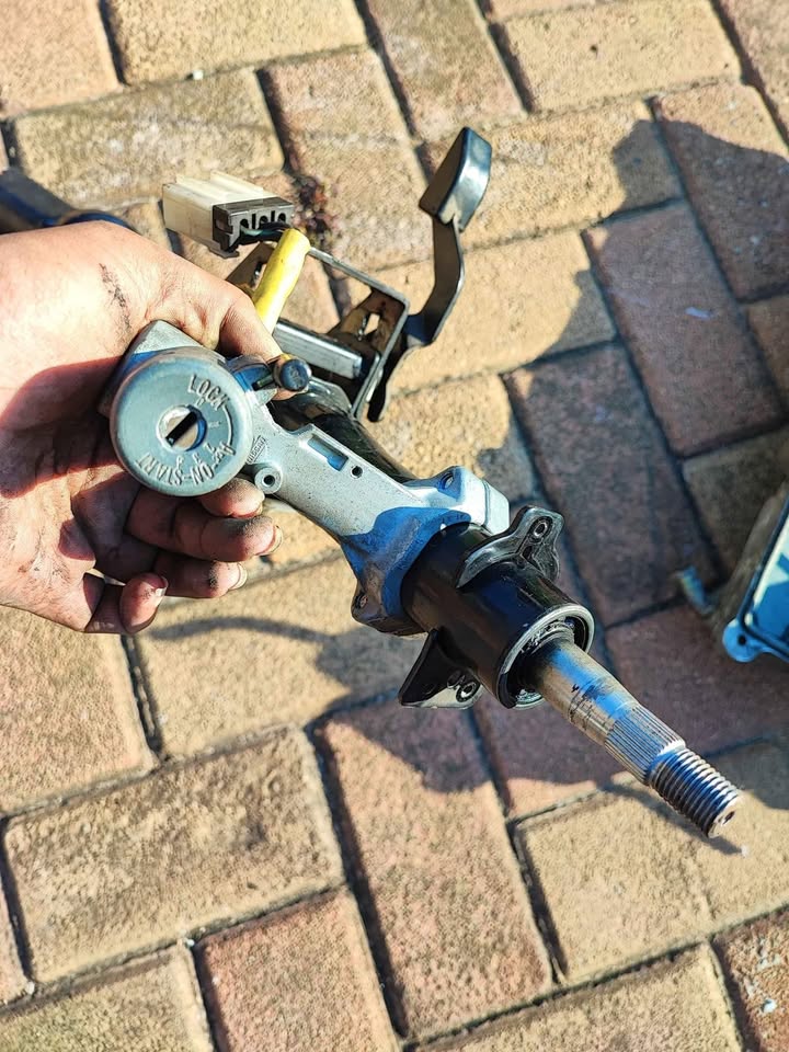 Nissan Sabre/Sentra Ignition With Steering Column Good Condition - Private Seller