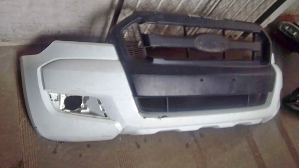 Ford Range T7 bumper and grill - Private Seller Ford Range T7 bumper and grill - Private Seller