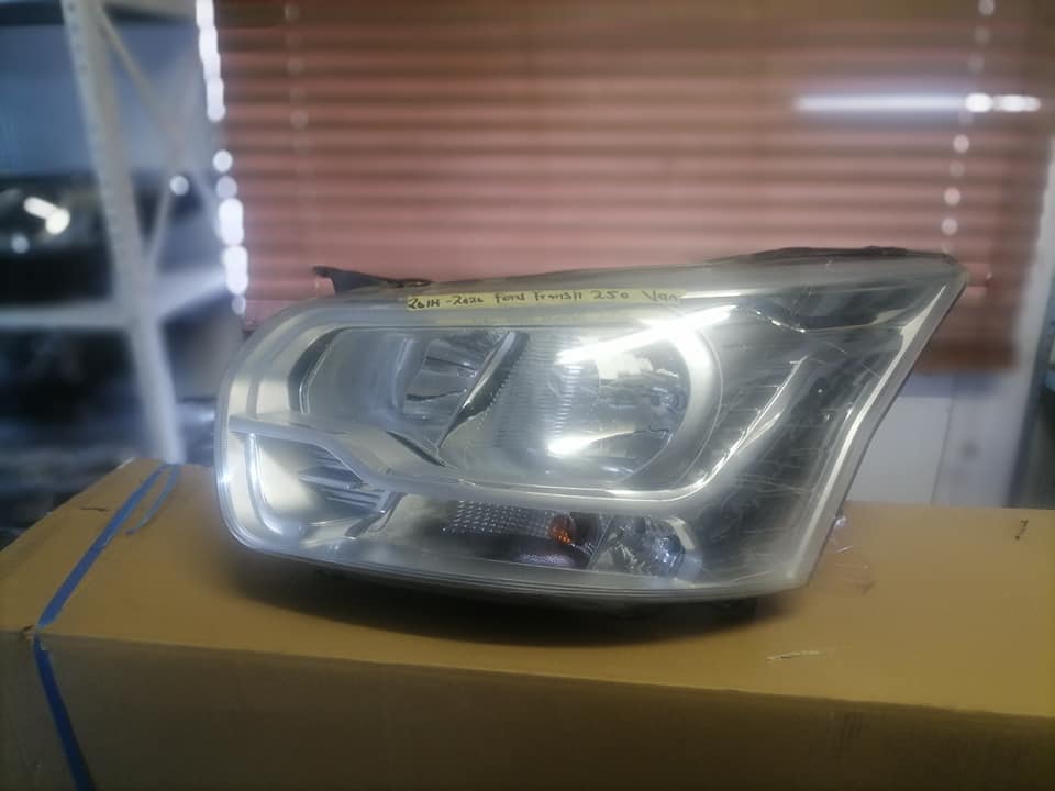 Ford Transit 250 van halogen headlights - Private Seller Ford Transit 250 van halogen headlights - Private Seller