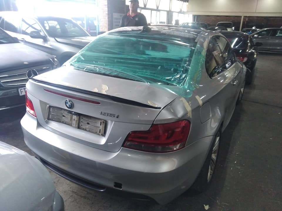 Bmw 135 engine starts , accident damaged - Private Seller Bmw 135 engine starts , accident damaged - Private Seller