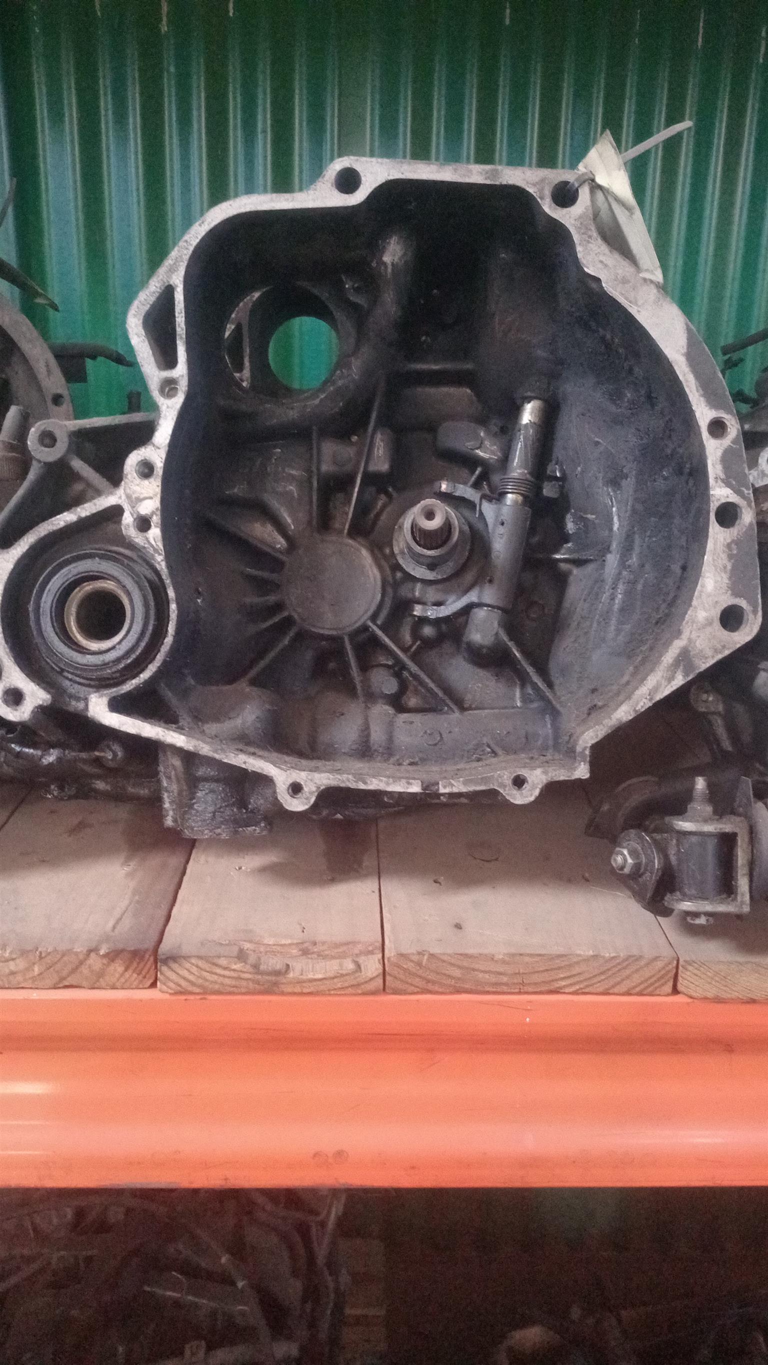 Nissan GA16 Gearbox - Private Seller Nissan GA16 Gearbox - Private Seller