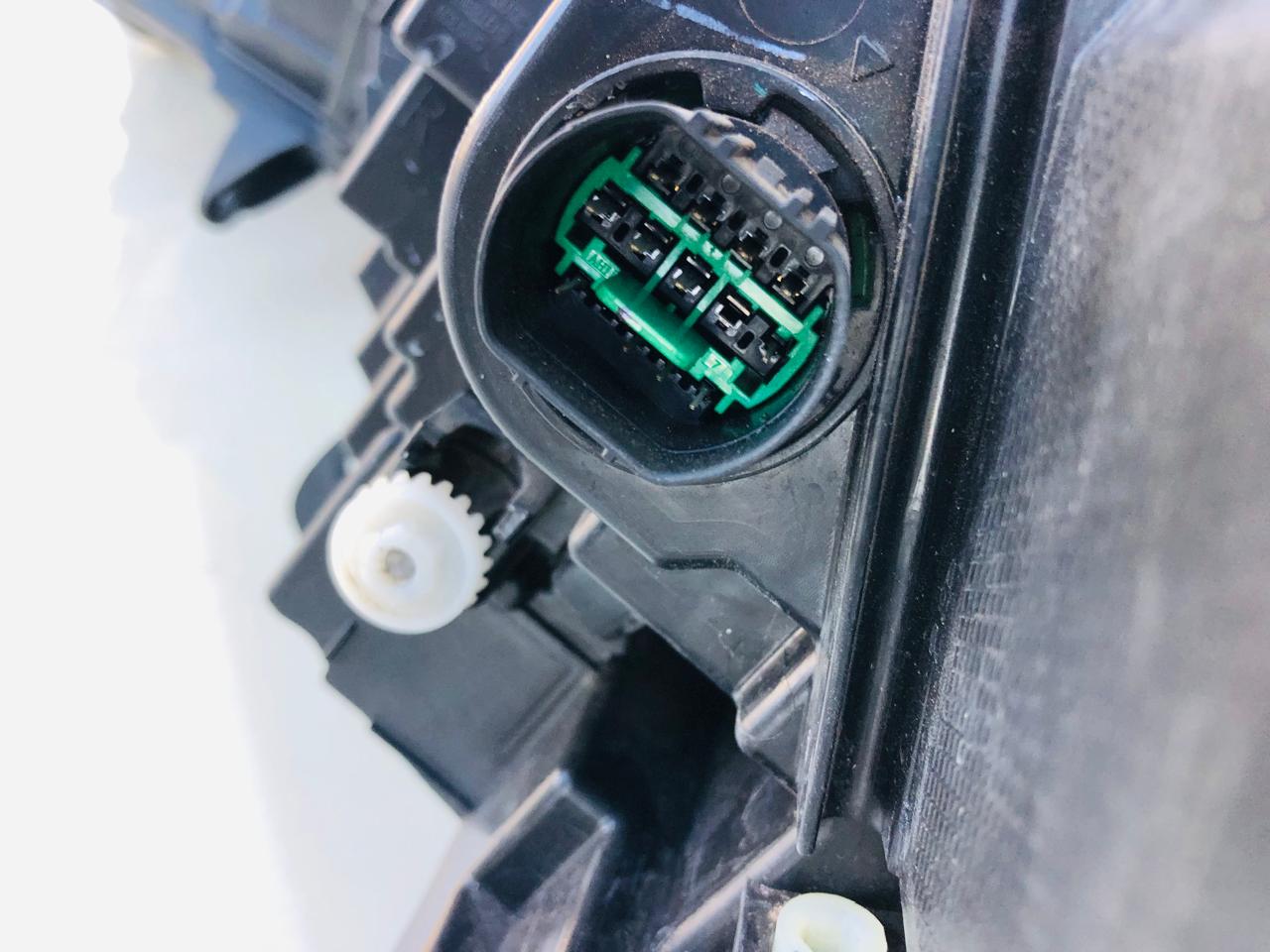 Haval Jolion left and right (LED vision) headlight - Private Seller Haval Jolion left and right (LED vision) headlight - Private Seller
