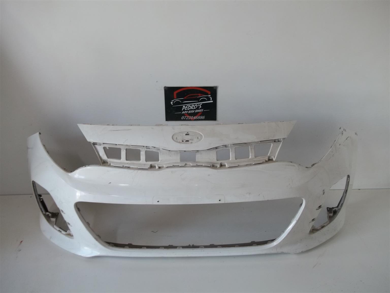 Kia Rio hatchback facelift '12-'15 front bumper - Private Seller Kia Rio hatchback facelift '12-'15 front bumper - Private Seller