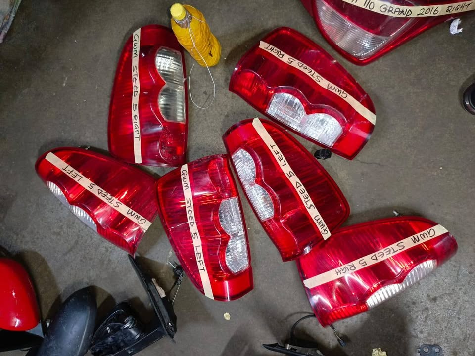 Gwm Steed 5 Taillights Left and right - Private Seller