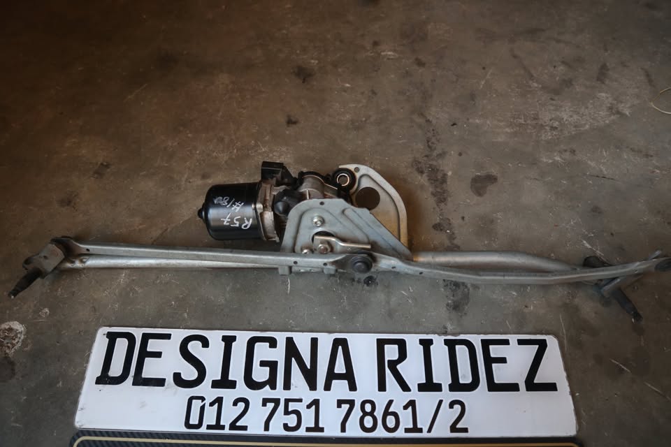 MINI COOPER Front Window Wiper Motor & Linkage R56 R55 R57 - Private Seller MINI COOPER Front Window Wiper Motor & Linkage R56 R55 R57 - Private Seller