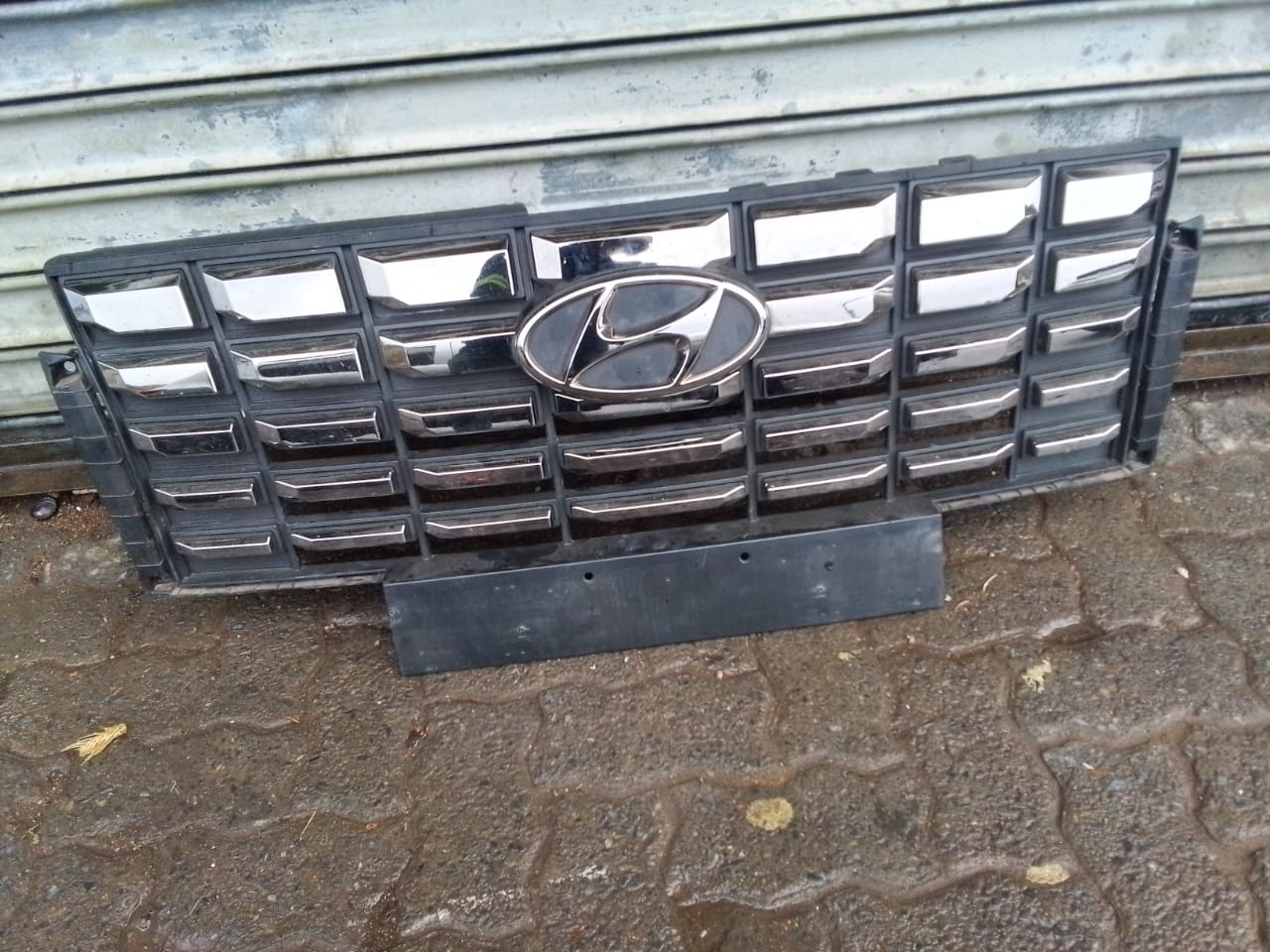 ( 2021-2023) HYUNDAI VENUE GRILL FOR SALE - Private Seller ( 2021-2023) HYUNDAI VENUE GRILL FOR SALE - Private Seller