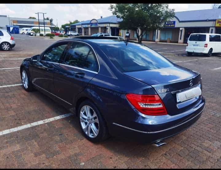 Mercedes Benz C200 for sale
