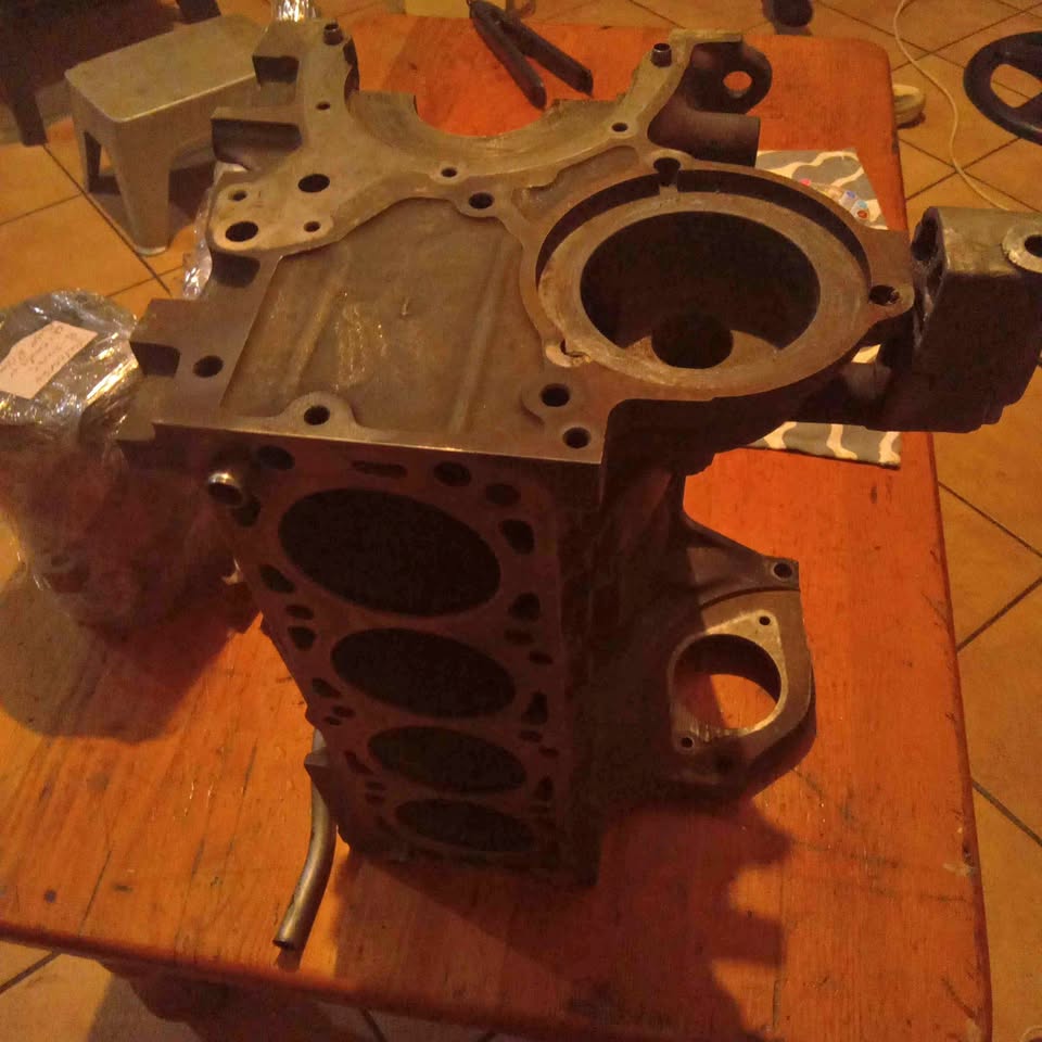 Opel corsa 1.4 engine block - Private Seller Opel corsa 1.4 engine block - Private Seller