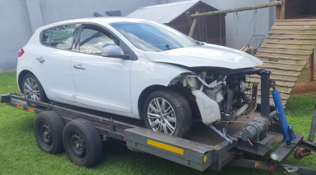2010 Renault Megane 3 1.4T H4JA Manuel transmission Stripping for spares - Private Seller 2010 Renault Megane 3 1.4T H4JA Manuel transmission Stripping for spares - Private Seller