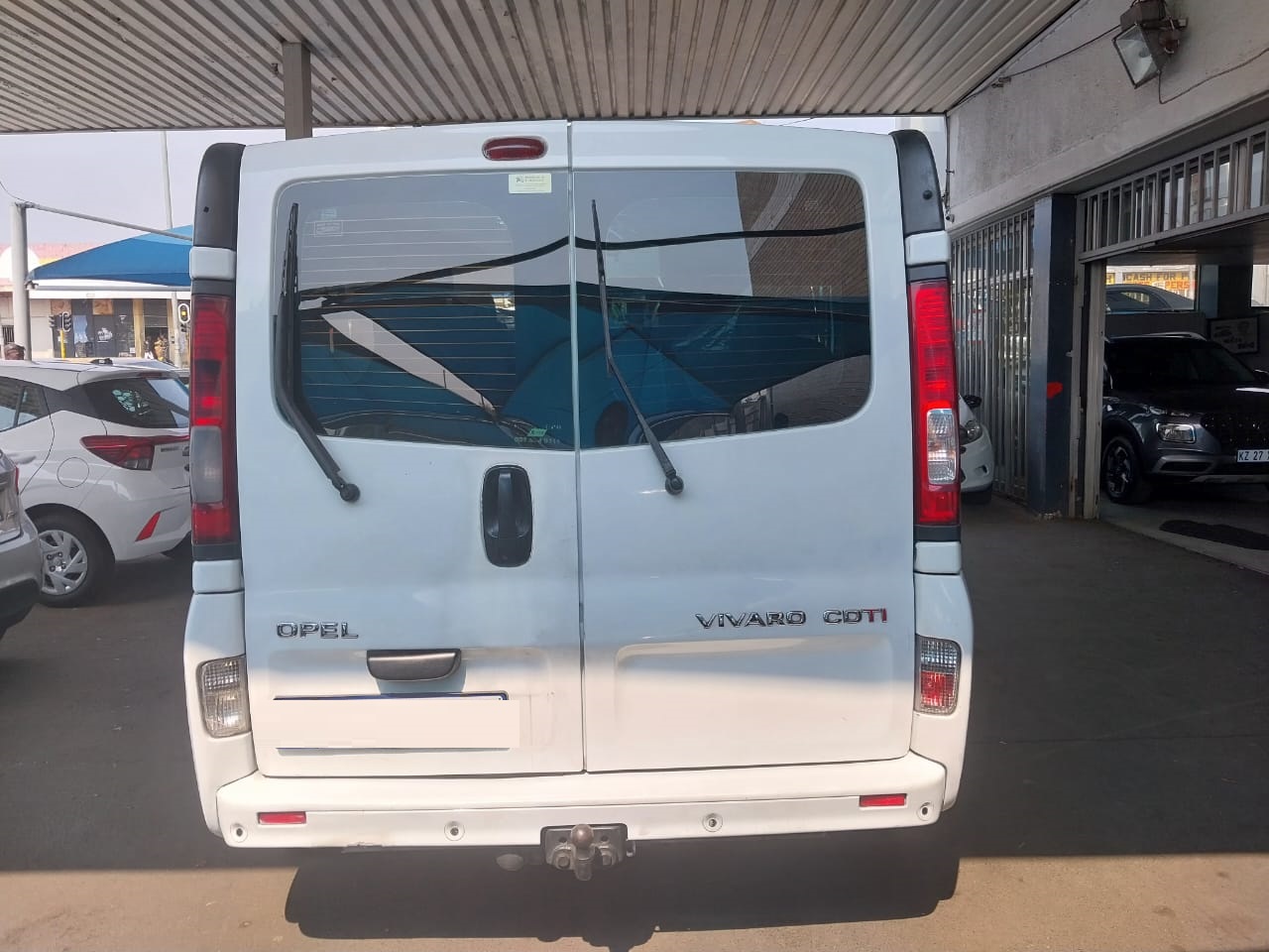 Used 2010 Opel Vivaro 1.9CDTi Enjoy - Private Seller