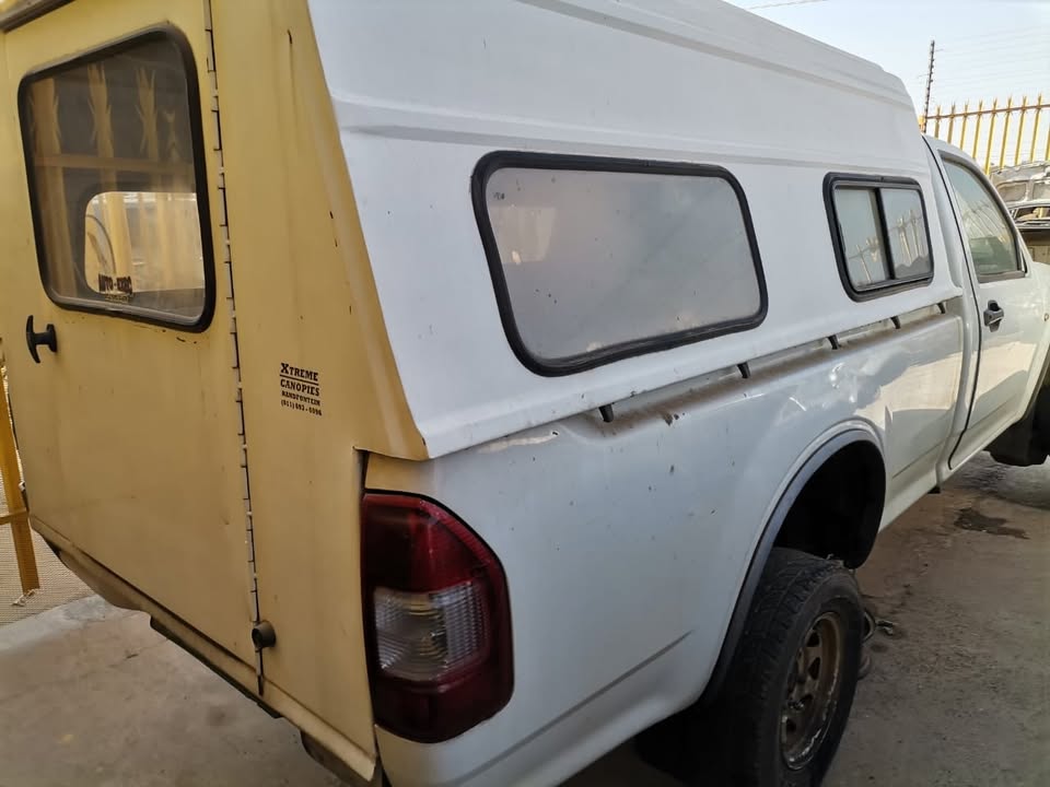 Isuzu Bakkie STRIPPING FOR SPARES - Private Seller