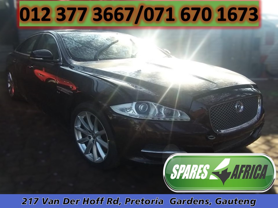 JAGUAR XJ STRIPPING FOR SPARES - Private Seller