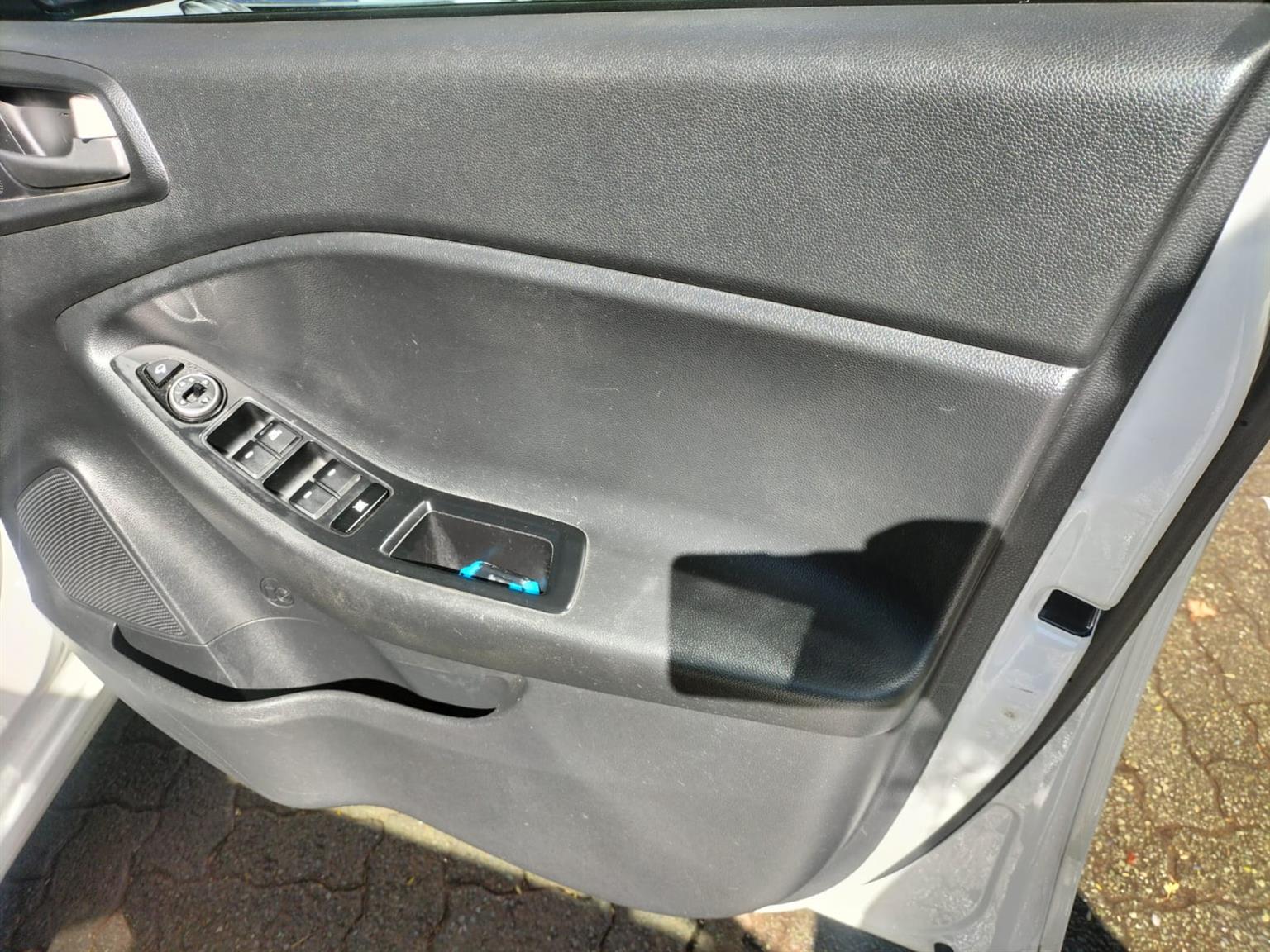 2016 HYUNDAI I20 1.4 FLUD HATCHBACK MANUAL