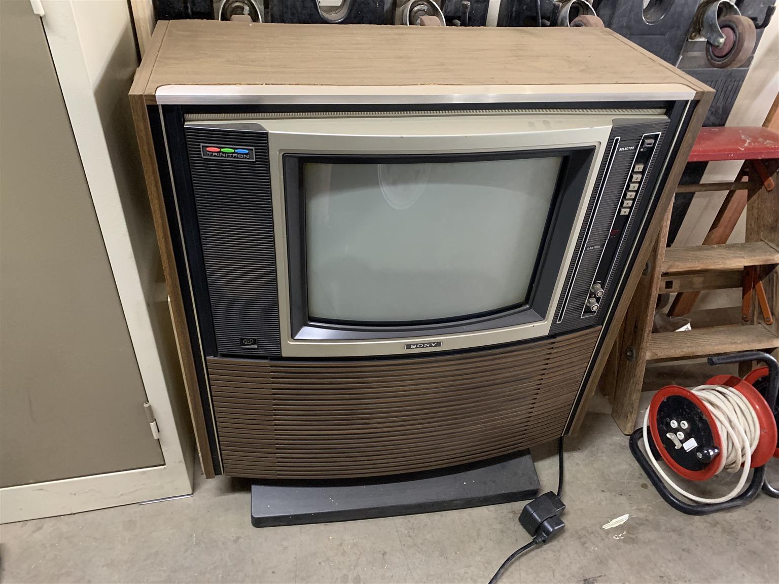 Vintage TV Vintage TV
