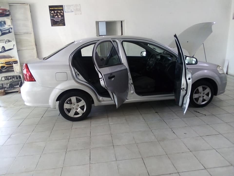 2011 Chevrolet AVEO 1.6 Manual, Silver, 107000km