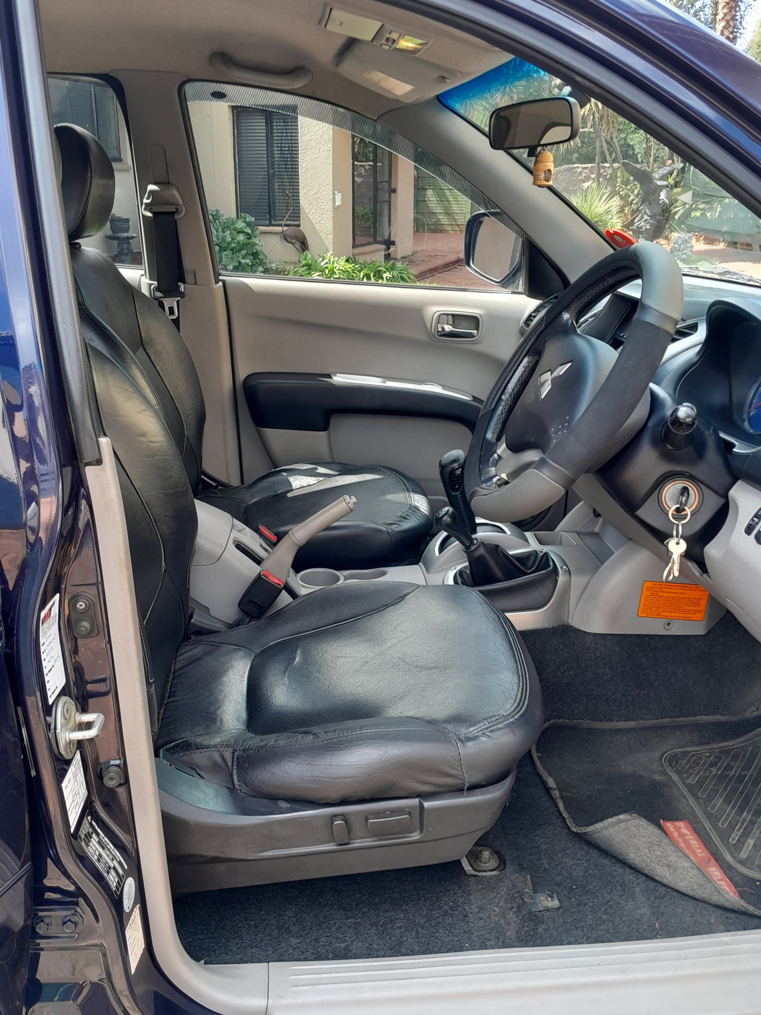 2010 Mitsubishi Triton 4X4 AT Double Cab