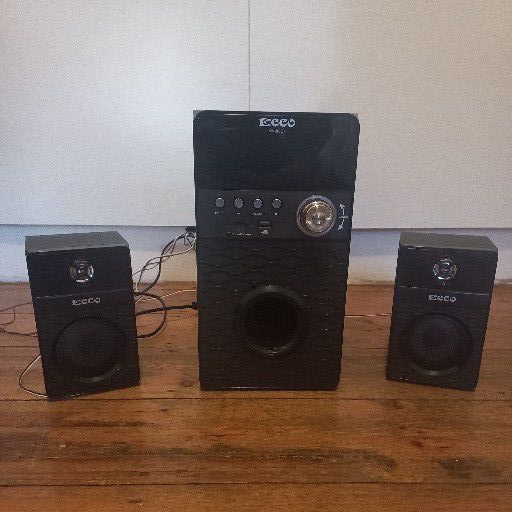 Ecco speakers with hot sale built in amp