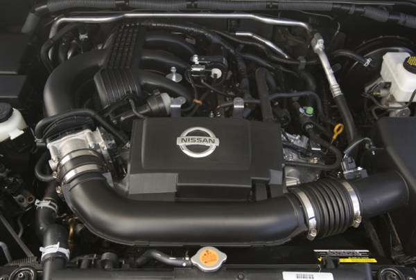 NISSAN NAVARA 4.0 V6 VQ40 ENGINE NISSAN NAVARA 4.0 V6 VQ40 ENGINE