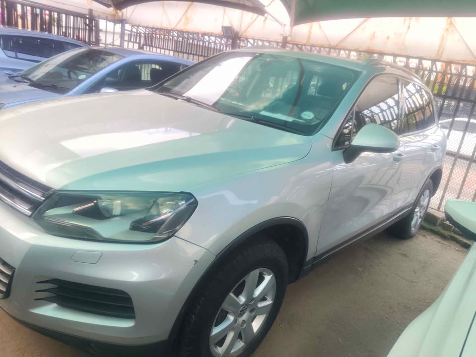 VW Touareg stripping - Private Seller VW Touareg stripping - Private Seller
