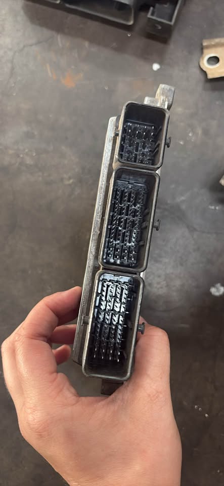 Renault Captur H4BA Ecu computer box - Private Seller Renault Captur H4BA Ecu computer box - Private Seller