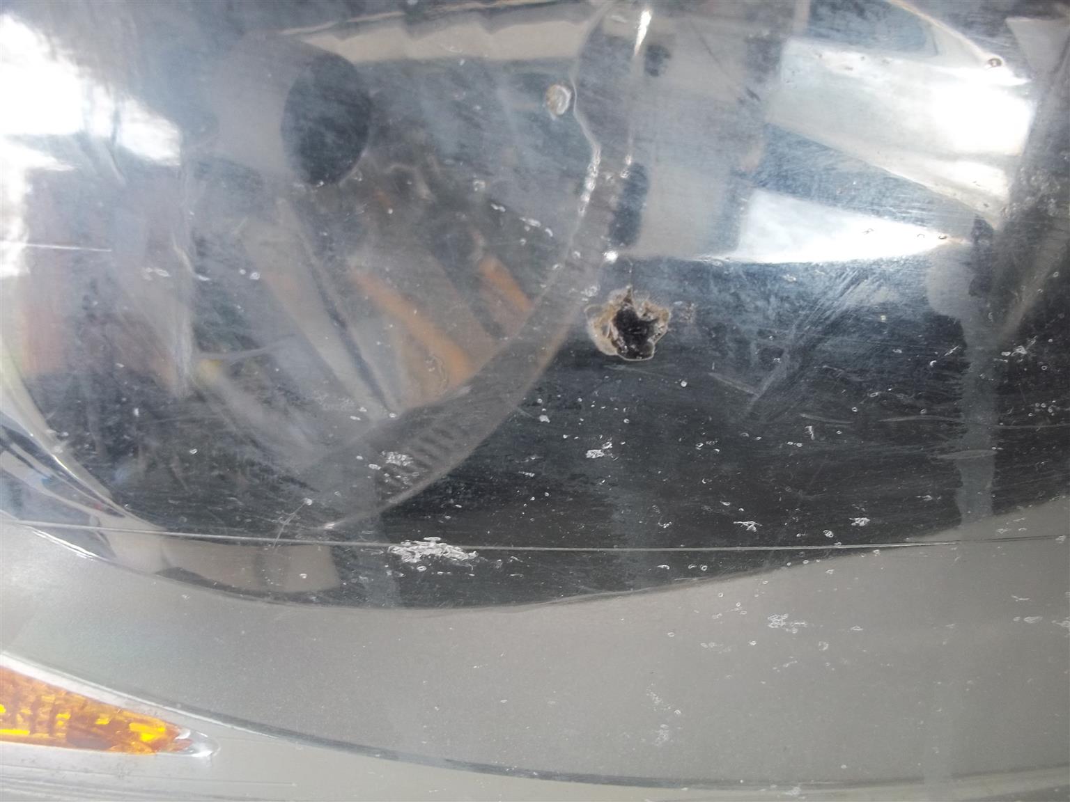 Volvo XC60 '10-'16 right headlight - Private Seller