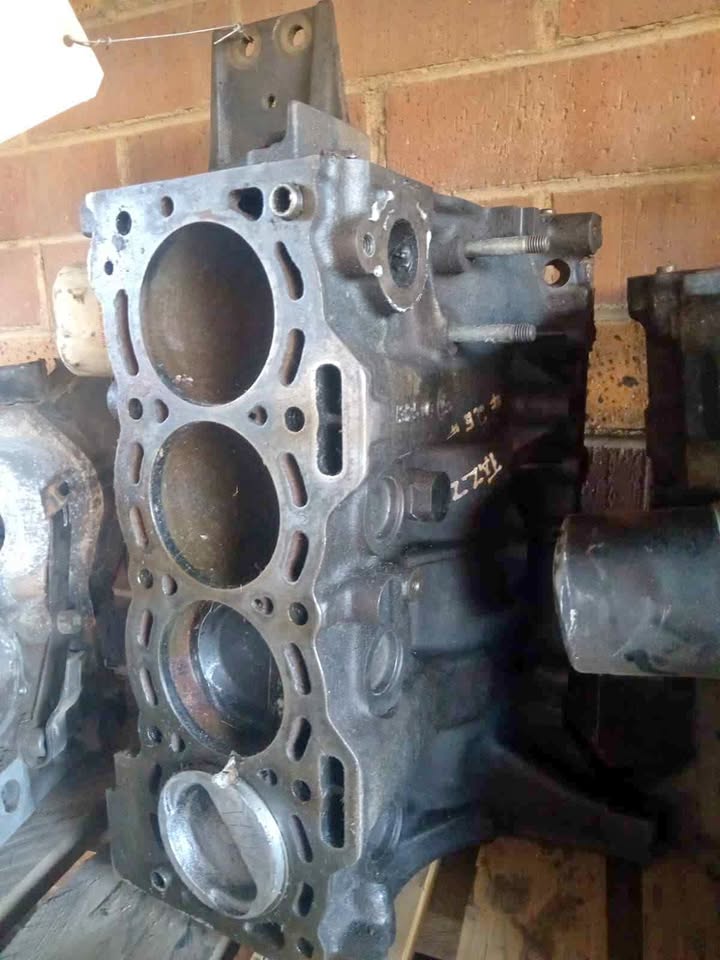 Toyota Tazz 1.3 2e block(damaged) - Private Seller Toyota Tazz 1.3 2e block(damaged) - Private Seller