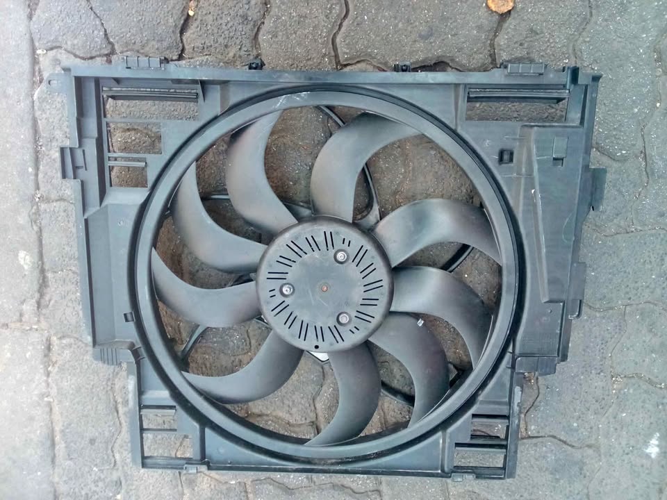 BMW 5 SERIES F10, F11 FAN 2014-2016 - Private Seller BMW 5 SERIES F10, F11 FAN 2014-2016 - Private Seller