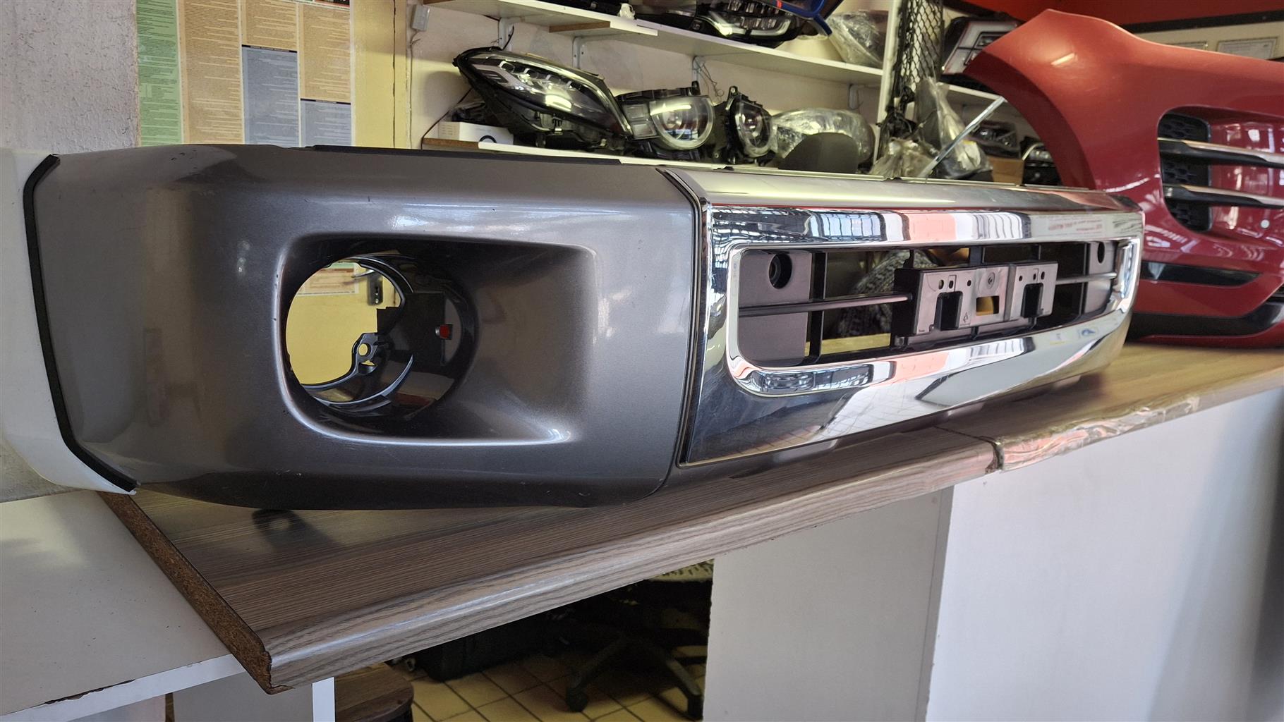 2020  TOYOTA LAND CRUISER  BUMPER IN A VERY GOOD CONDITION - Private Seller