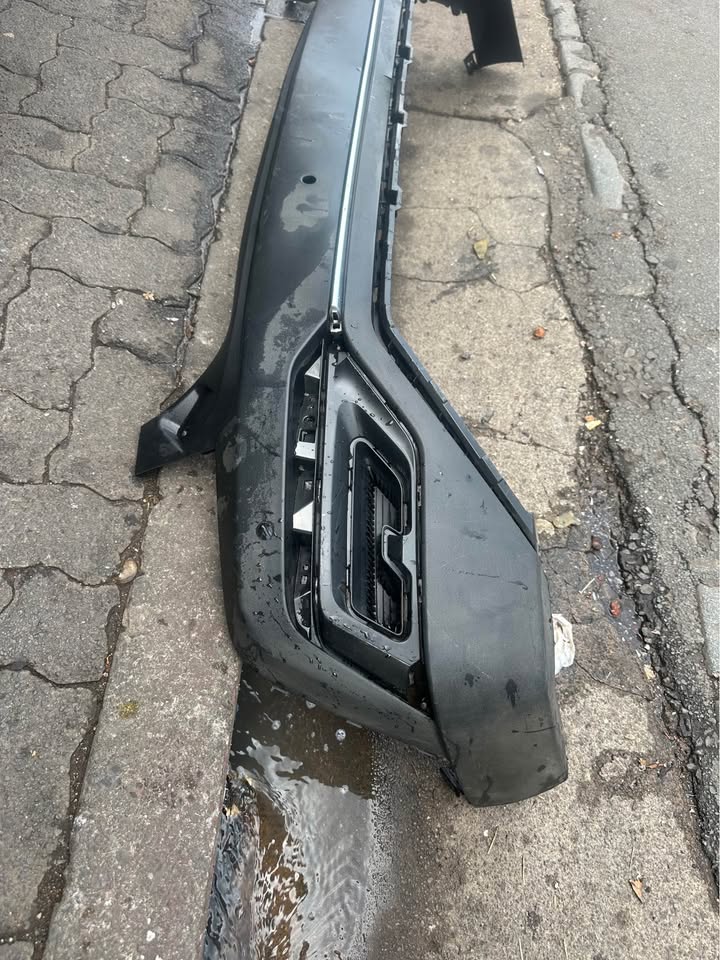 Rear Bumper for Chery Omoda 5 C5 21 - Private Seller Rear Bumper for Chery Omoda 5 C5 21 - Private Seller