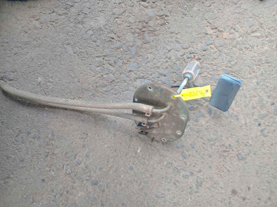 Mazda rustler bakkie petrol floater for sale - Private Seller