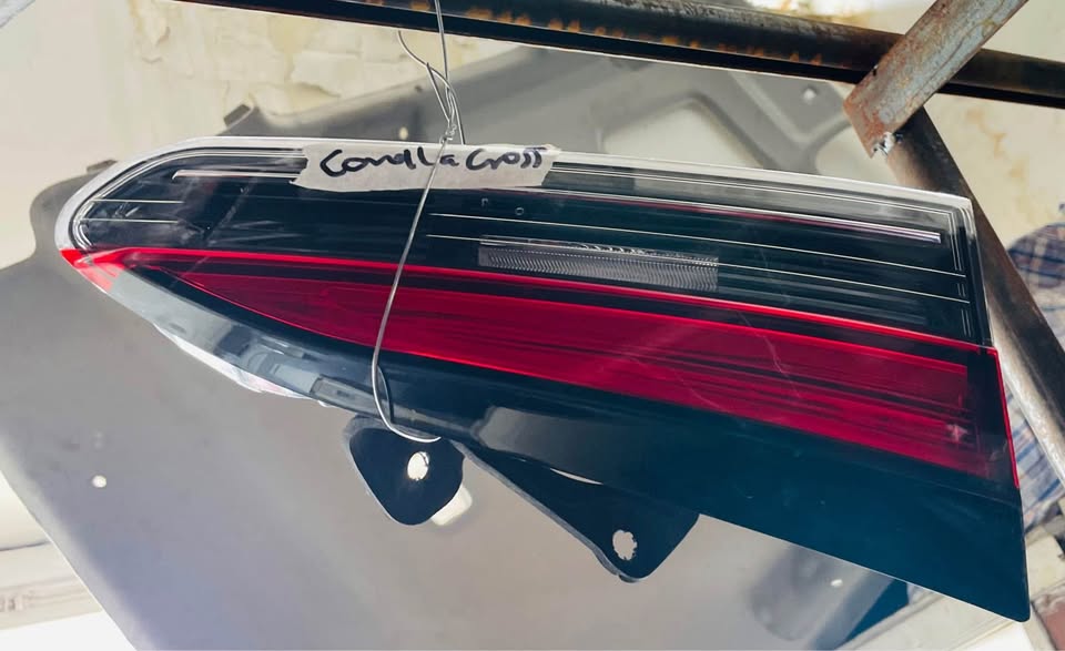 Toyota Corolla Cross taillight - Private Seller Toyota Corolla Cross taillight - Private Seller