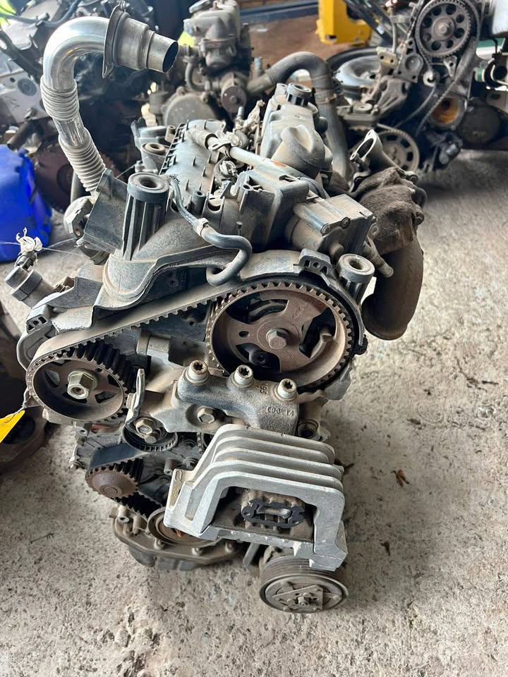 Peugeot 207 Diesel Engine Spare Parts For Sale - Private Seller Peugeot 207 Diesel Engine Spare Parts For Sale - Private Seller