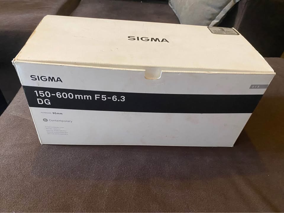 Sigma lens 150-600 mm F5-6.3 DG