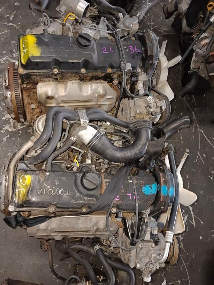 TOYOTA HILUX 2L 2.4 ENGINES FOR SALE - Private Seller TOYOTA HILUX 2L 2.4 ENGINES FOR SALE - Private Seller