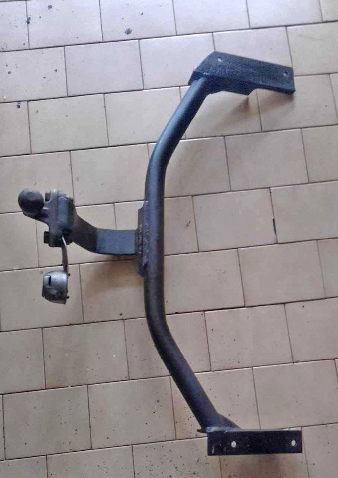 Nissan Almera towbar selling - Private Seller Nissan Almera towbar selling - Private Seller